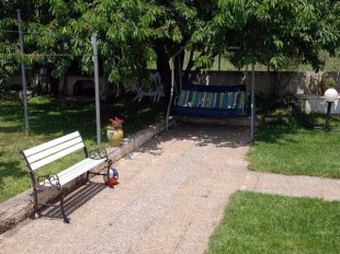 Ενοικιαζόμενα δωμάτια διαμερίσματα Σωτηρίτσα GOLDEN ROSE