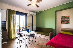 ΚΟΜΜΑΤΗ ΠΑΡΑΣΚΕΥΗ ΣΩΤΗΡΙΤΣΑ ENOIKIAZOMENA ΔΩΜΑΤΙΑ & ΔΙΑΜΕΡΙΣΜΑΤΑ